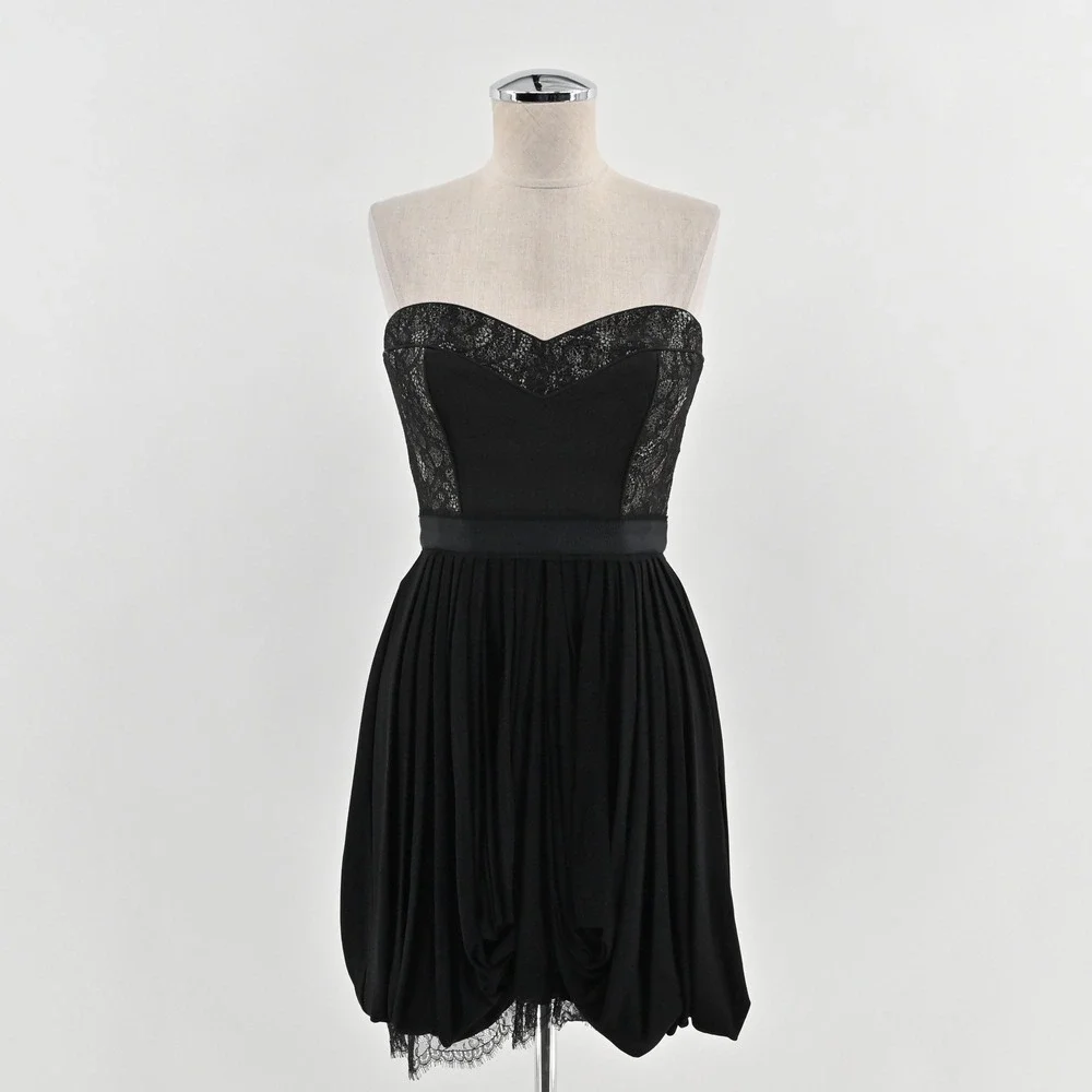 BCBGMAXAZRIA Kore Lace Strapless Mini Dress Size XS Black Goth Ruched Bubble Hem